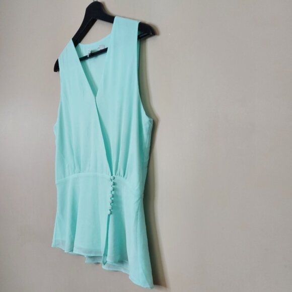 Naked Zebra sleeveless blouse with wrap button detail size medium - Picture 3 of 7